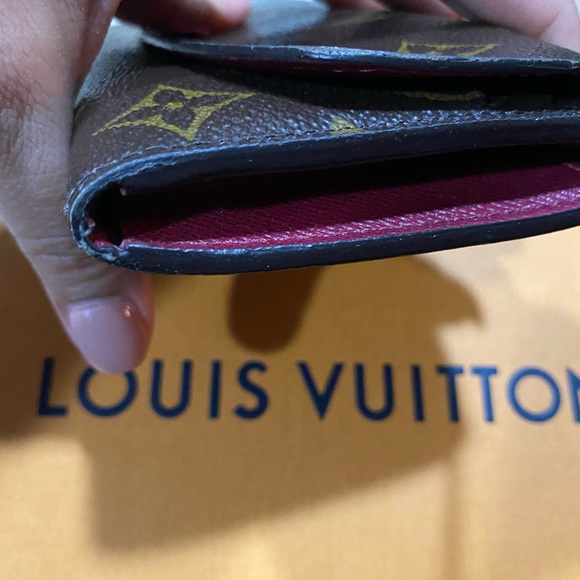 LV Emili Wallet